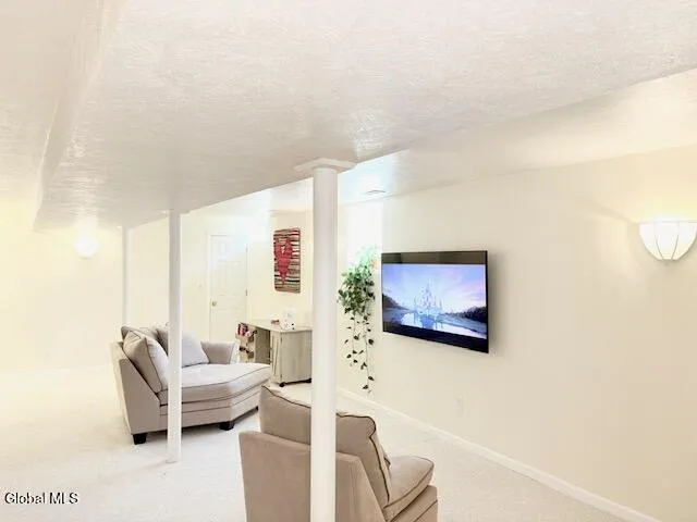 $320,800 | 1 Tracey Court, Troy, NY 12180