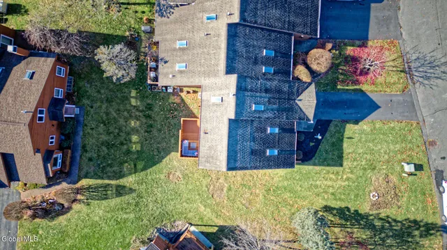 $320,800 | 1 Tracey Court, Troy, NY 12180