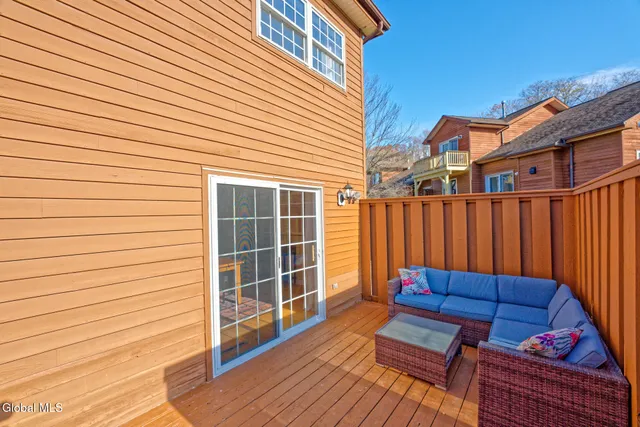 $320,800 | 1 Tracey Court, Troy, NY 12180