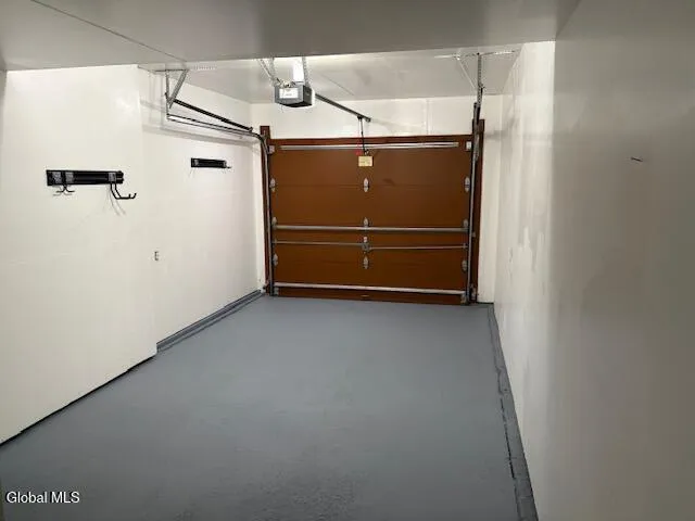 $320,800 | 1 Tracey Court, Troy, NY 12180