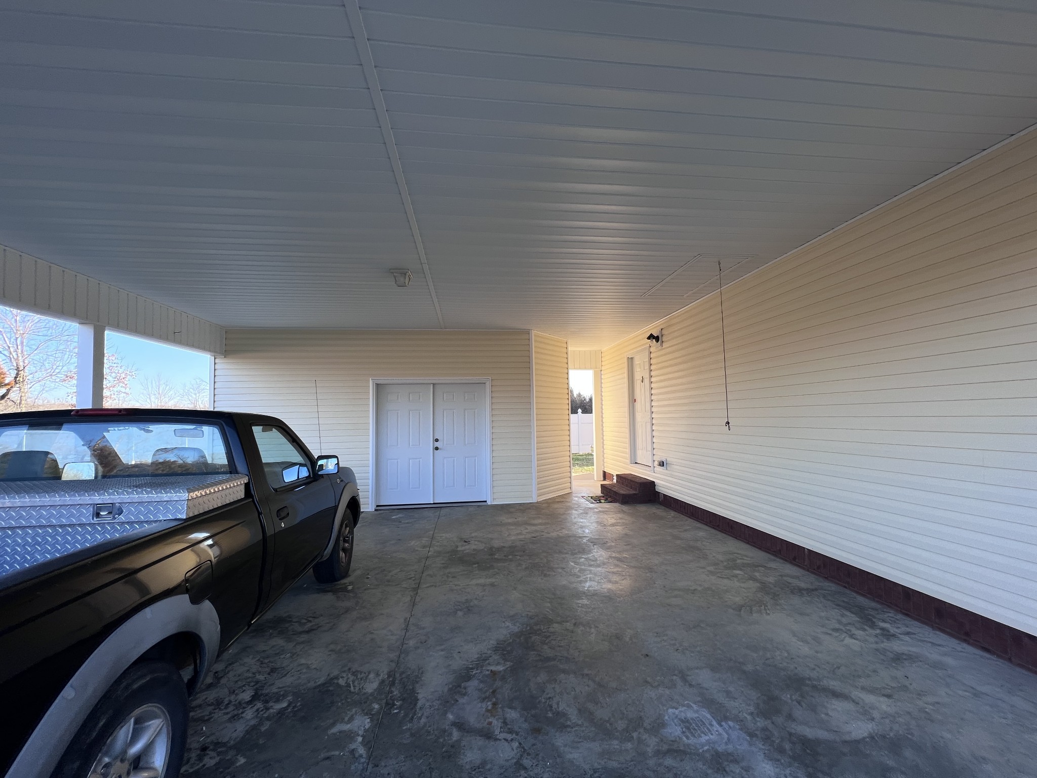 79 Moore Road Summertown, TN 38483 - Photo 10 of 38 Gallery Image 10