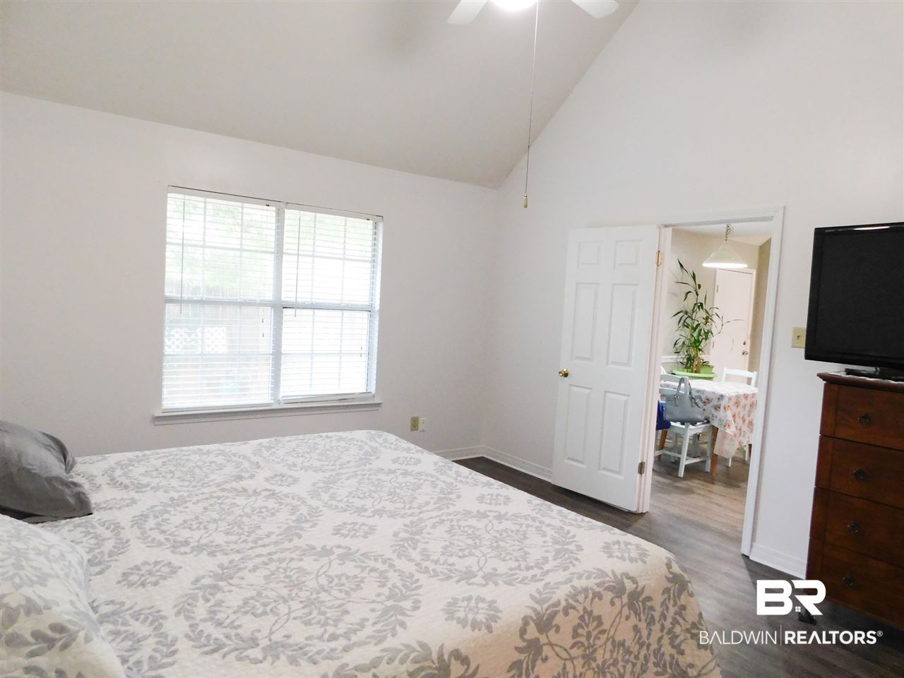 129 Cherryhill Drive Daphne, AL 36526 - Photo 12 of 23 Master BR