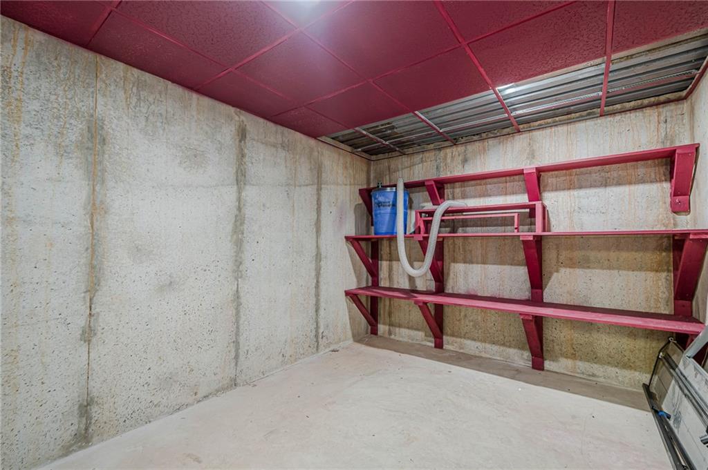 34 Johnston Row Northwest Cartersville, GA 30121 - Photo 74 of 95 a view of a room with air conditioner duct and windows