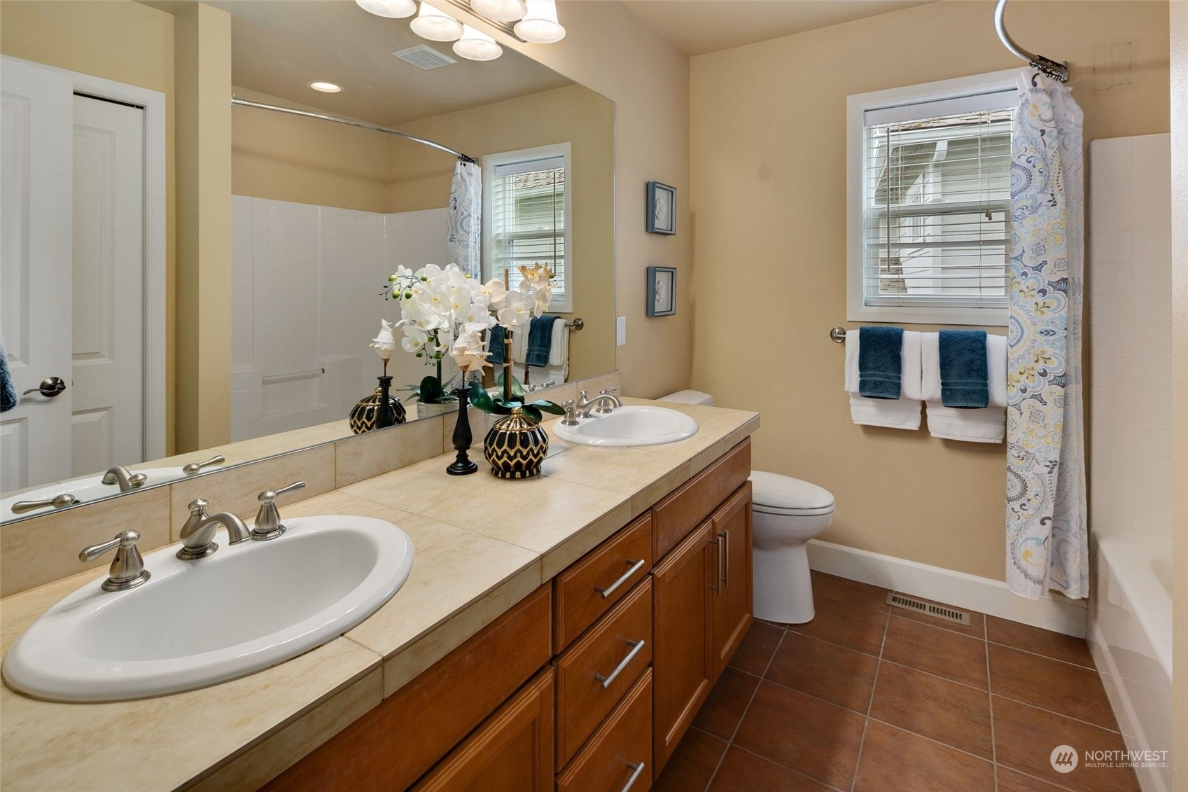 1731 Kitsap Place Northeast Renton, WA 98059 - Photo 36 of 40 Gallery Image 36