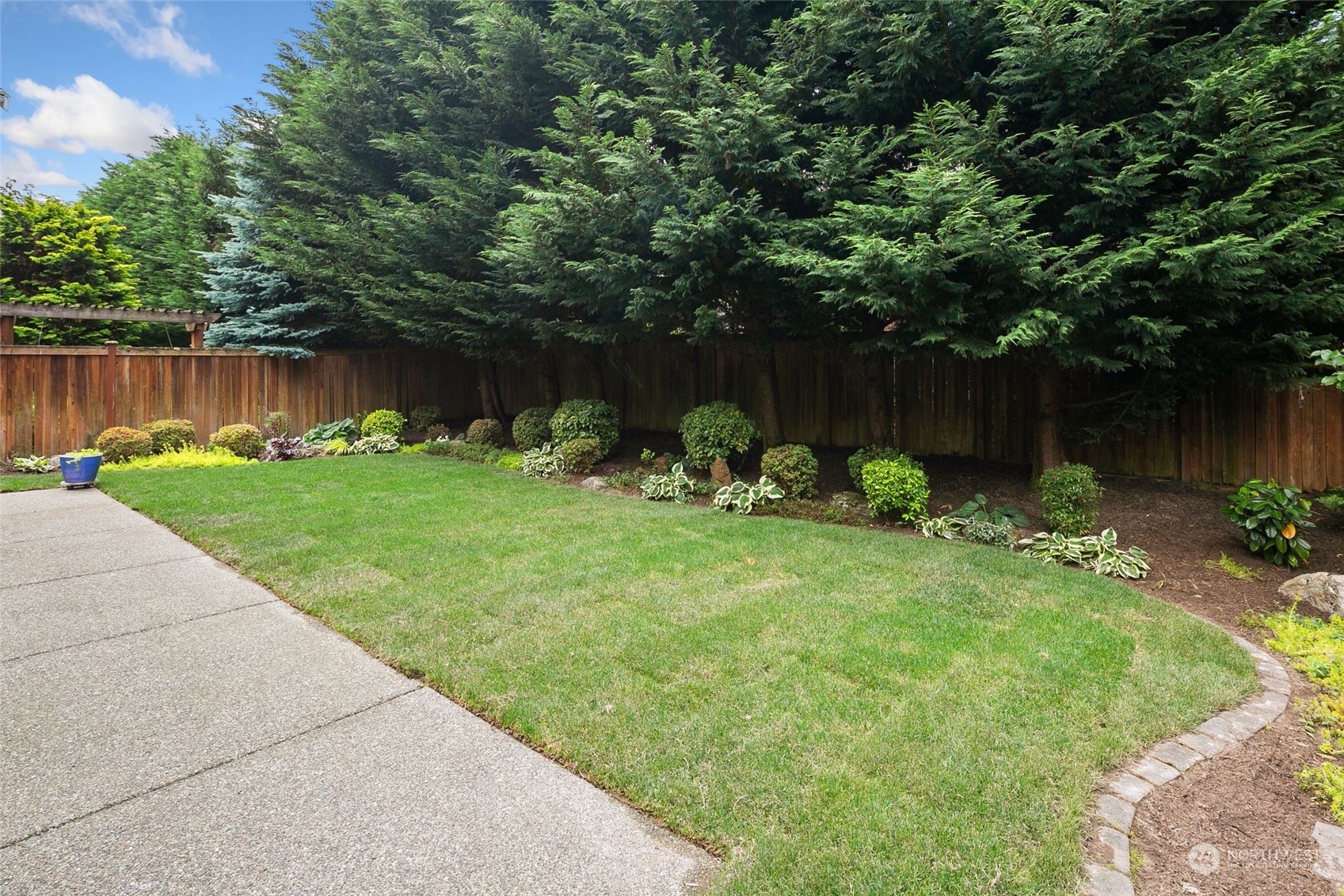 1731 Kitsap Place Northeast Renton, WA 98059 - Photo 39 of 40 Gallery Image 39