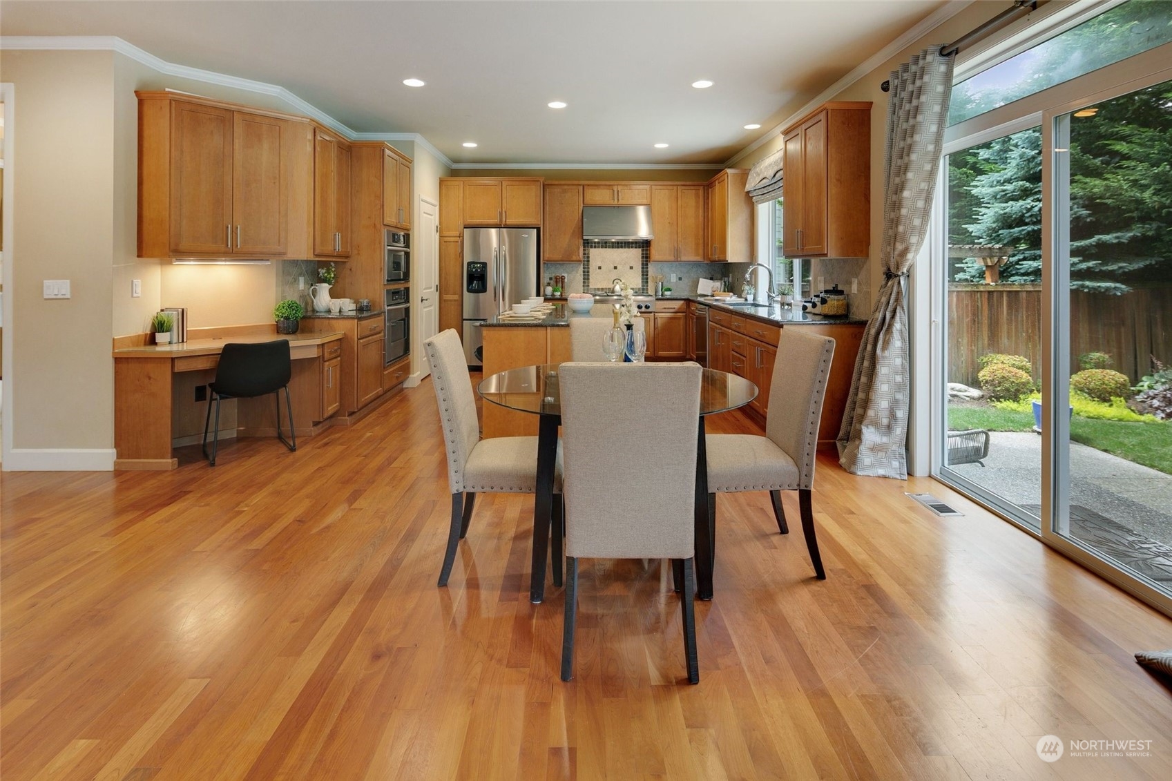 1731 Kitsap Place Northeast Renton, WA 98059 - Photo 5 of 40 Gallery Image 5