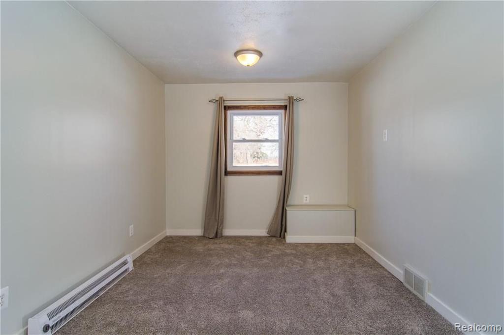 1170 East Auburn Road Rochester Hills, MI 48307 - Photo 7 of 18