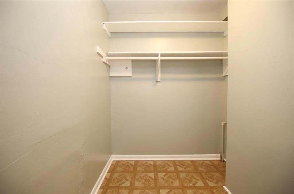 1755 Colquitt Street, Unit 7 Houston, TX 77098 - Photo 15 of 20 a view of a room with shelf