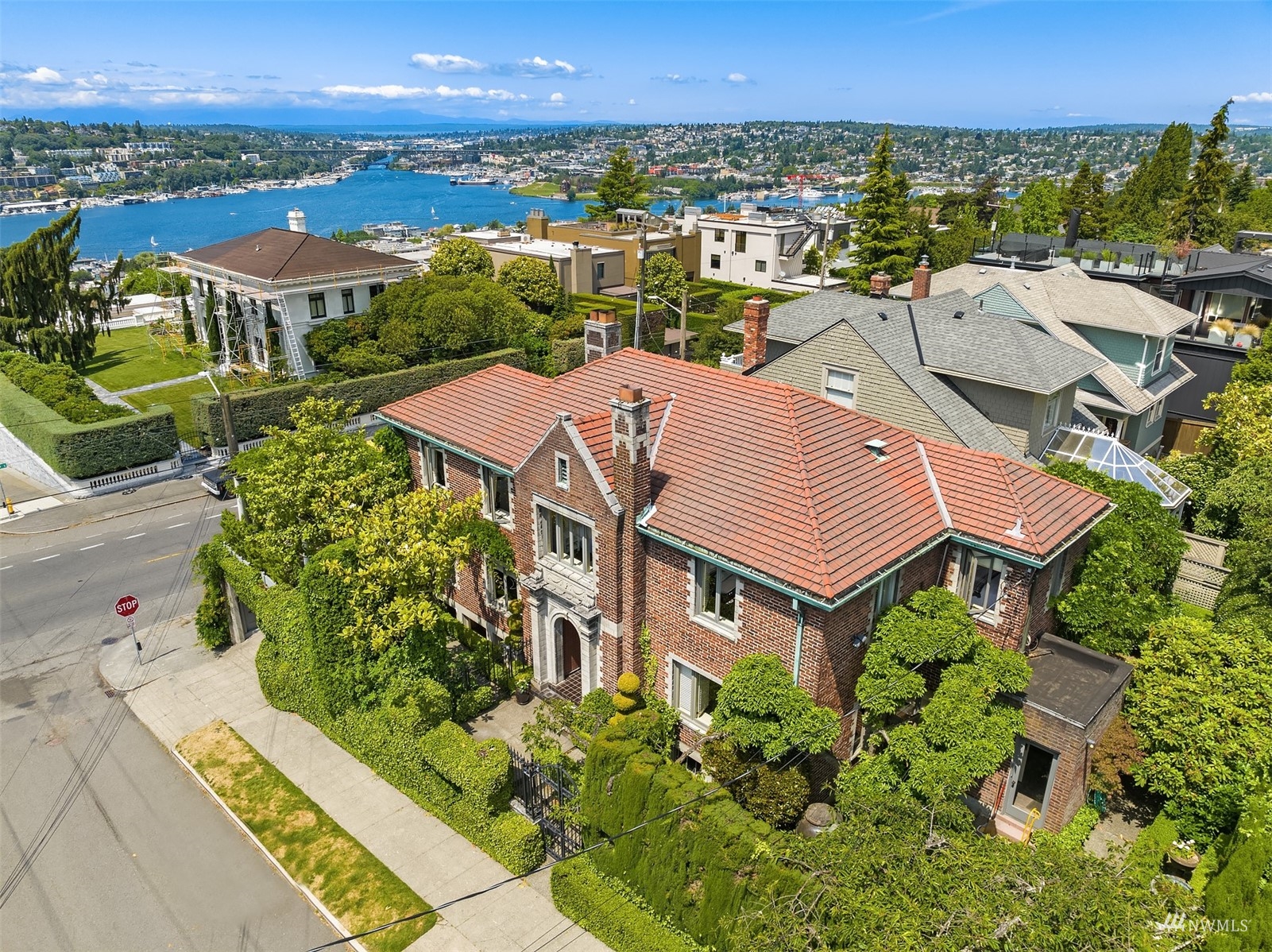 1000 East Howe Street Seattle, WA 98102 - Photo 4 of 38