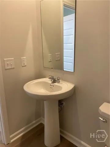 $2,350 | 124 Barefoot Drive, Bloomingdale, GA 31302