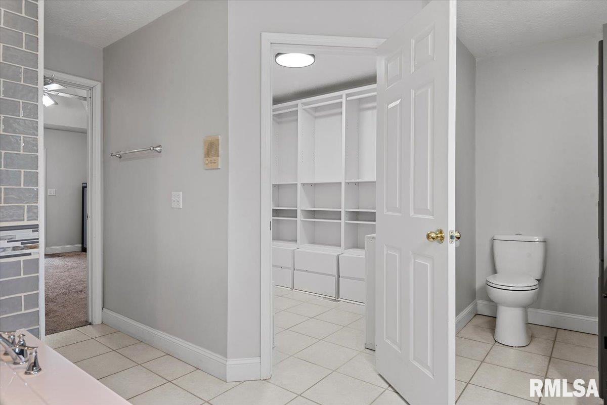 19439 Pinecrest Road Petersburg, IL 62675 - Photo 31 of 46 Gallery Image 31