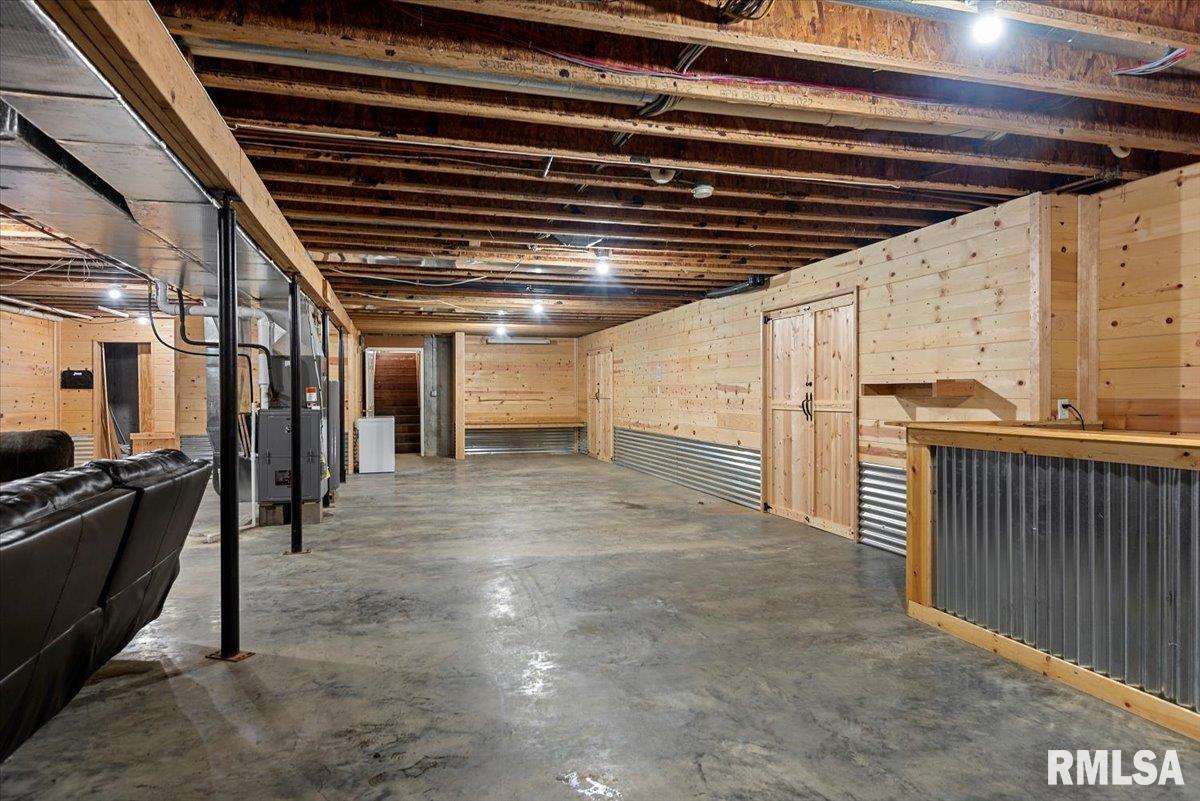19439 Pinecrest Road Petersburg, IL 62675 - Photo 38 of 46 Gallery Image 38