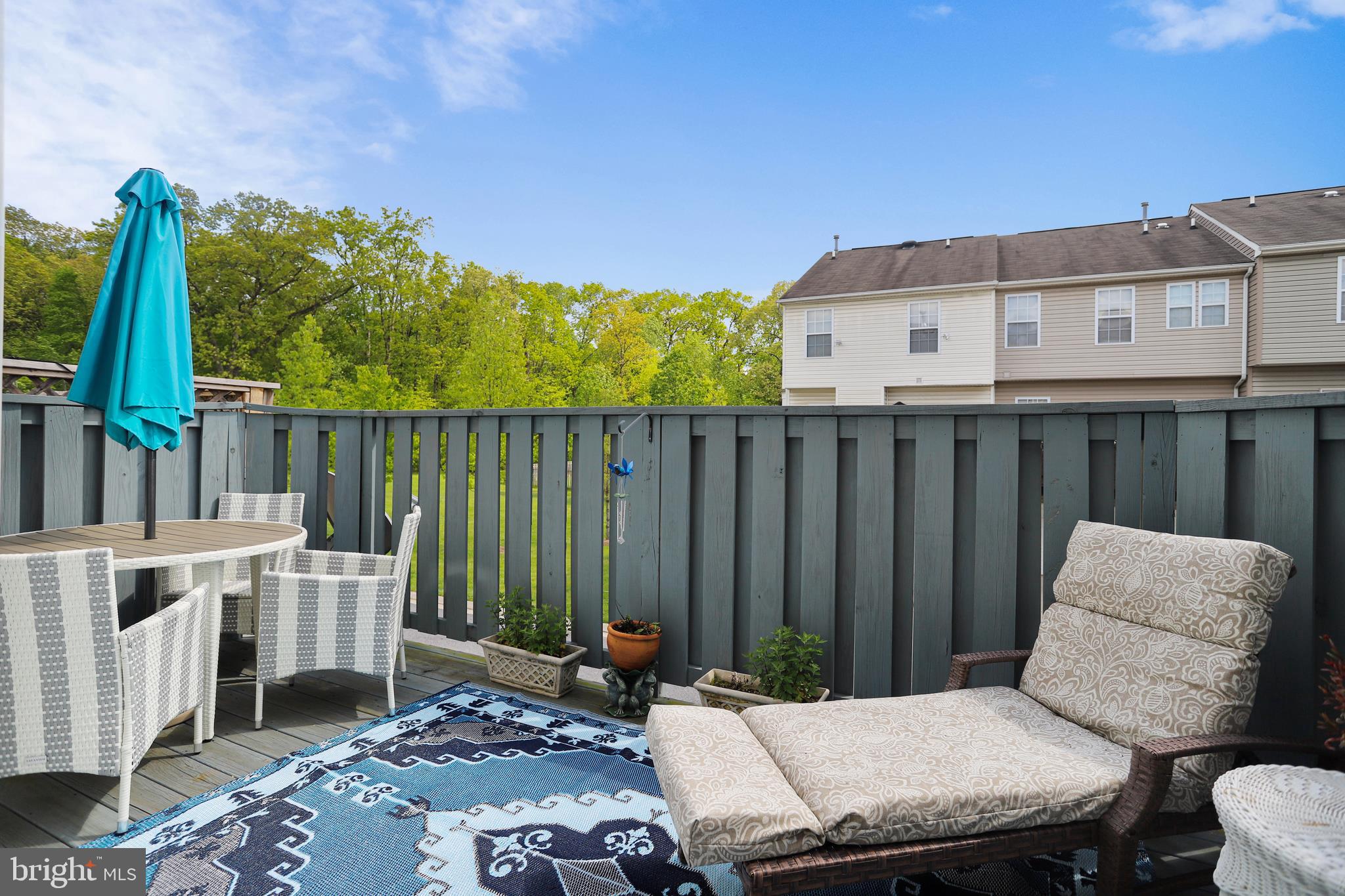 5023 Kemsley Road Baltimore, MD 21237 - Photo 30 of 34 Rear Deck