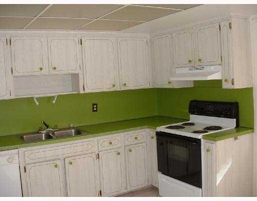 7786 Overlook Road Lake Worth, FL 33462 - Photo 3 of 10 kit