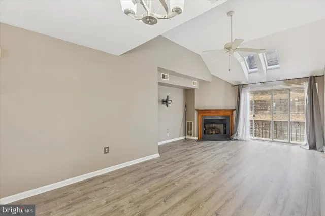 $2,100 | 253 Miley Road, Unit 253, Aston, PA 19014