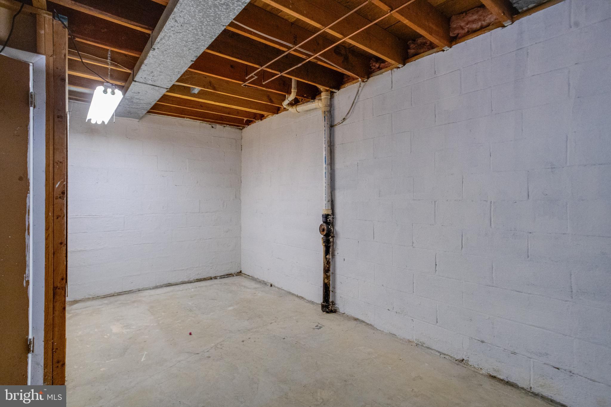 15925 Dorset Road, Unit 199 Laurel, MD 20707 - Photo 47 of 50 a view of utility room