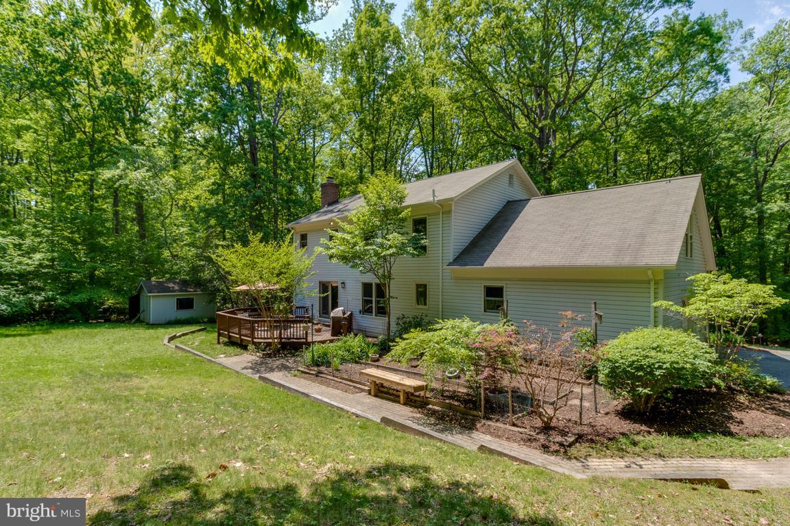12811 Westside Road Manassas, VA 20112 - Photo 27 of 30 Exterior (Rear)