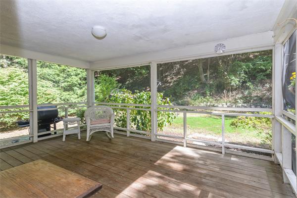 12 Grenadier Road Hingham, MA 02043 - Photo 6 of 12 Gallery Image 6