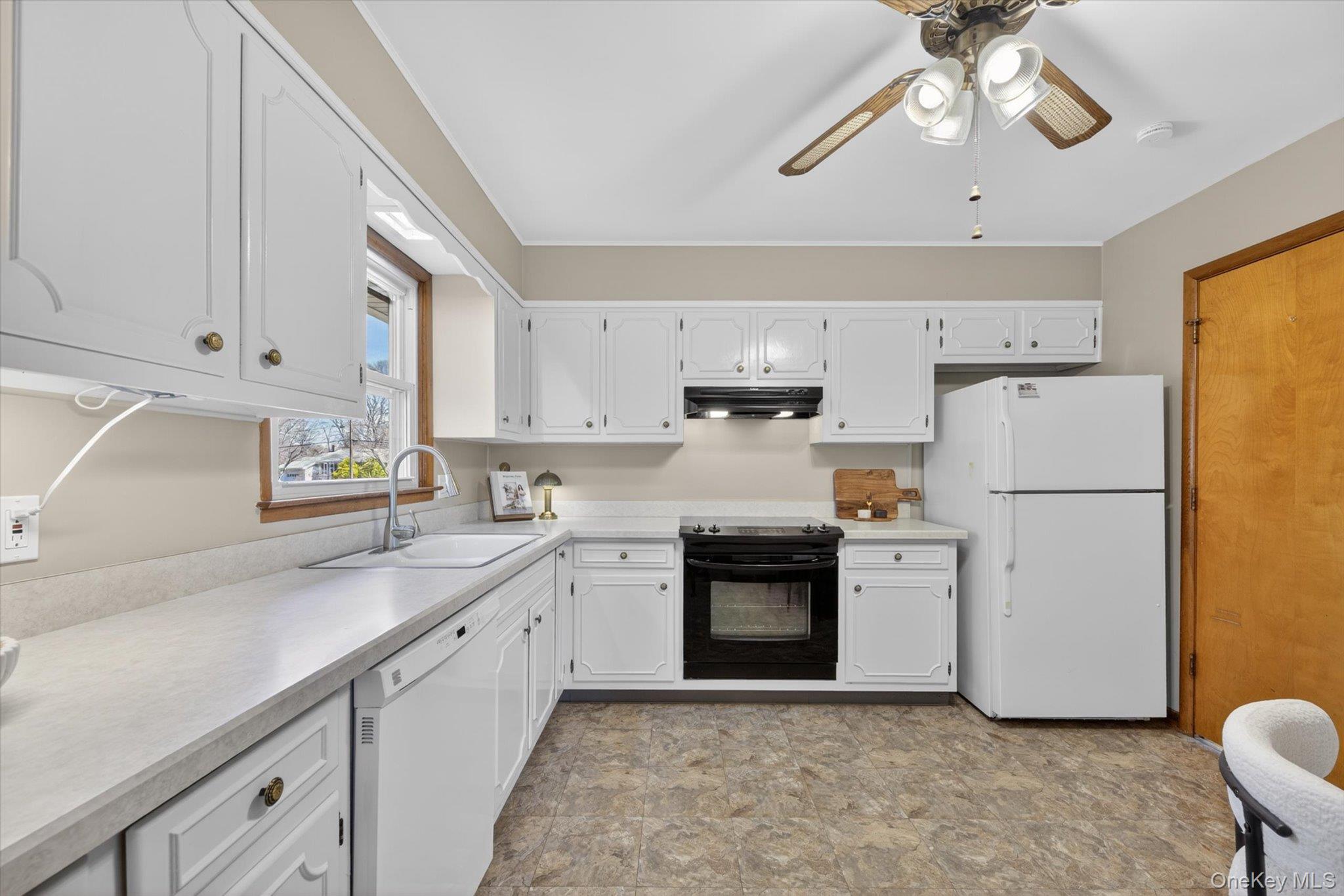 29 Partners Road Wappingers Falls, NY 12590 - Photo 10 of 39