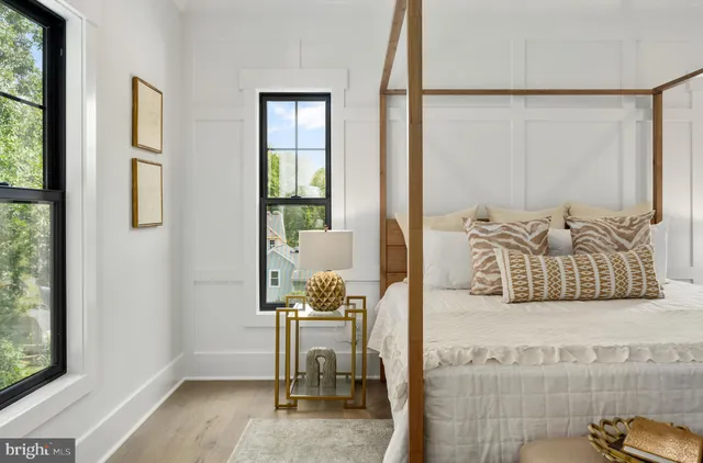 $2,199,000 | 1012 Hillcrest Drive Southwest, Vienna, VA 22180