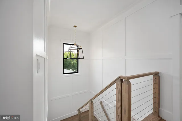 $2,199,000 | 1012 Hillcrest Drive Southwest, Vienna, VA 22180