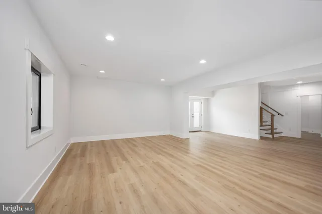 $2,199,000 | 1012 Hillcrest Drive Southwest, Vienna, VA 22180