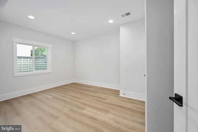 $2,199,000 | 1012 Hillcrest Drive Southwest, Vienna, VA 22180