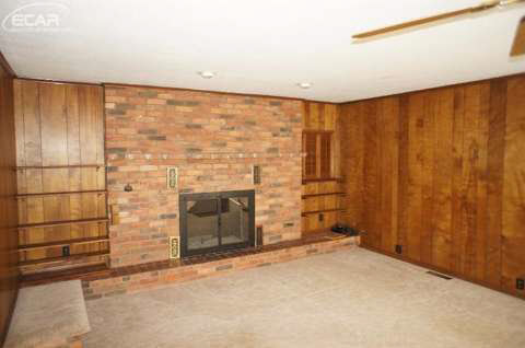 6395 East Holly Road Holly, MI 48442 - Photo 3 of 11 20443284-2.JPG