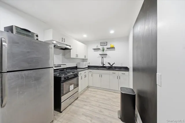 $999,000 | 4077 Ely Avenue | Wakefield