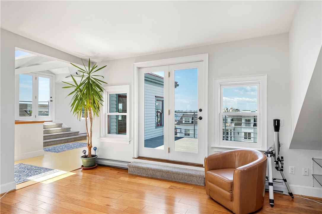 433 Thames Street, Unit E Newport, RI 02840 - Photo 23 of 49