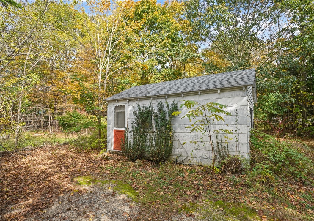 2145 Division Road East Greenwich, RI 02818 - Photo 35 of 46 Shed/Man cave