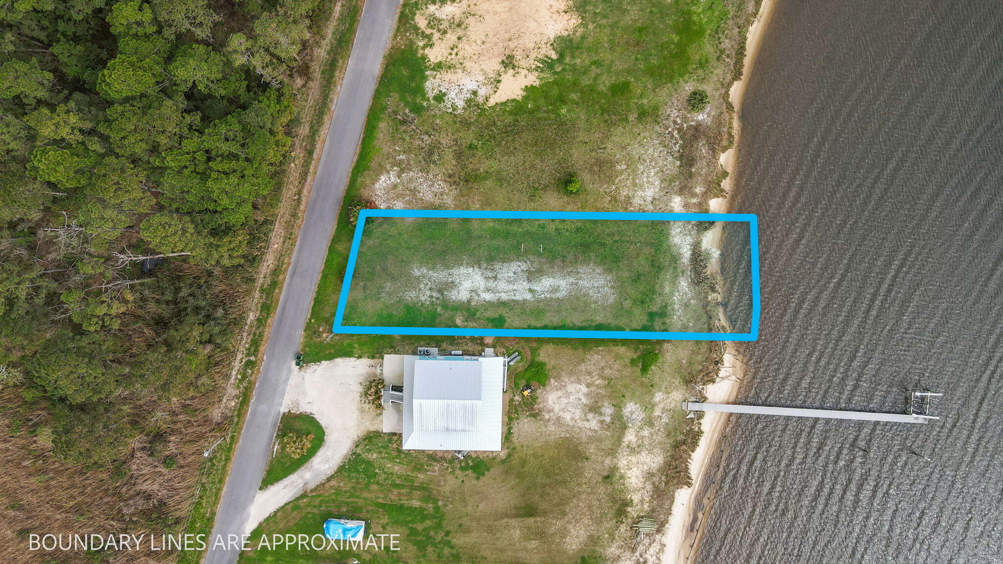 554 Beatrice Point Road Freeport, FL 32439 - Photo 3 of 22