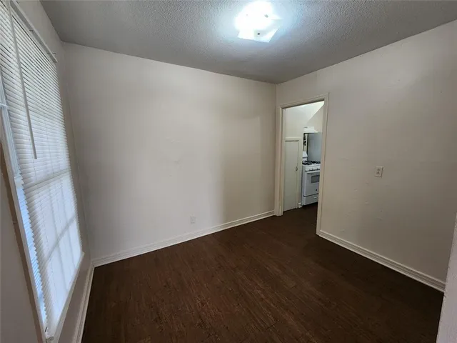 $850 | 3700 Meadowbrook Drive, Fort Worth, TX 76103