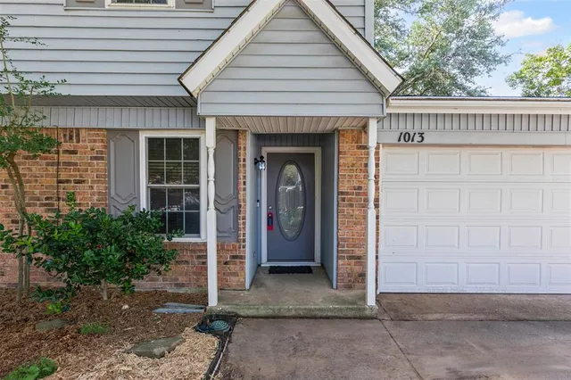 $429,900 | 1013 Mockingbird Drive, Grapevine, TX 76051