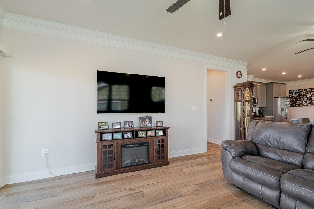 237 Ridgeline Drive Waynesboro, VA 22980 - Photo 17 of 58 Gallery Image 17