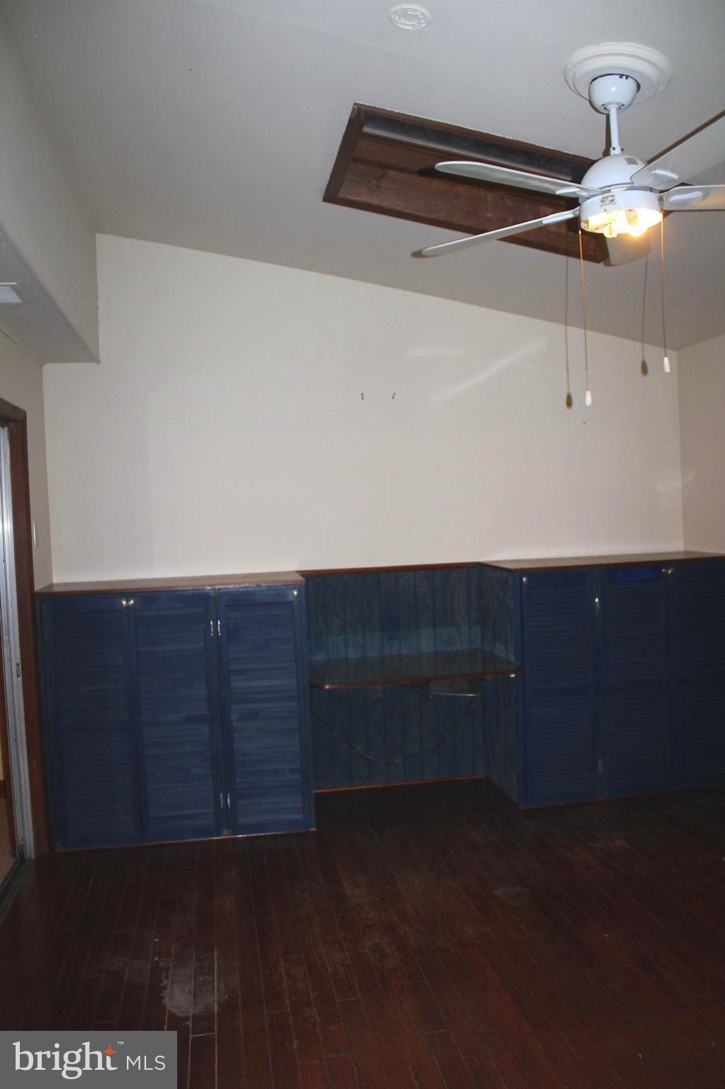 157 Dunlap Road Pasadena, MD 21122 - Photo 12 of 29 Family Room w/Built In Storage!