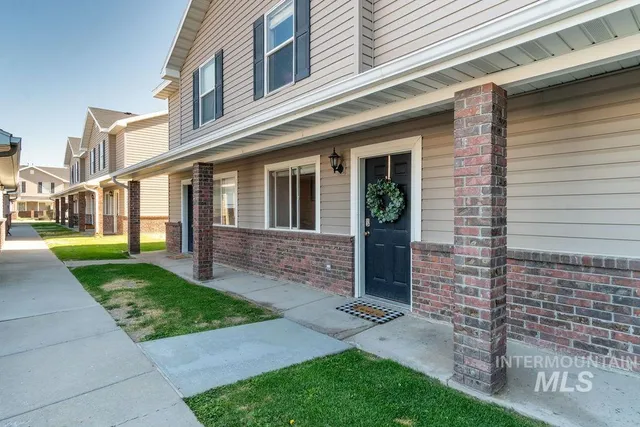 $215,000 | 446 Pheasant Ridge Drive, Chubbuck, ID 83202