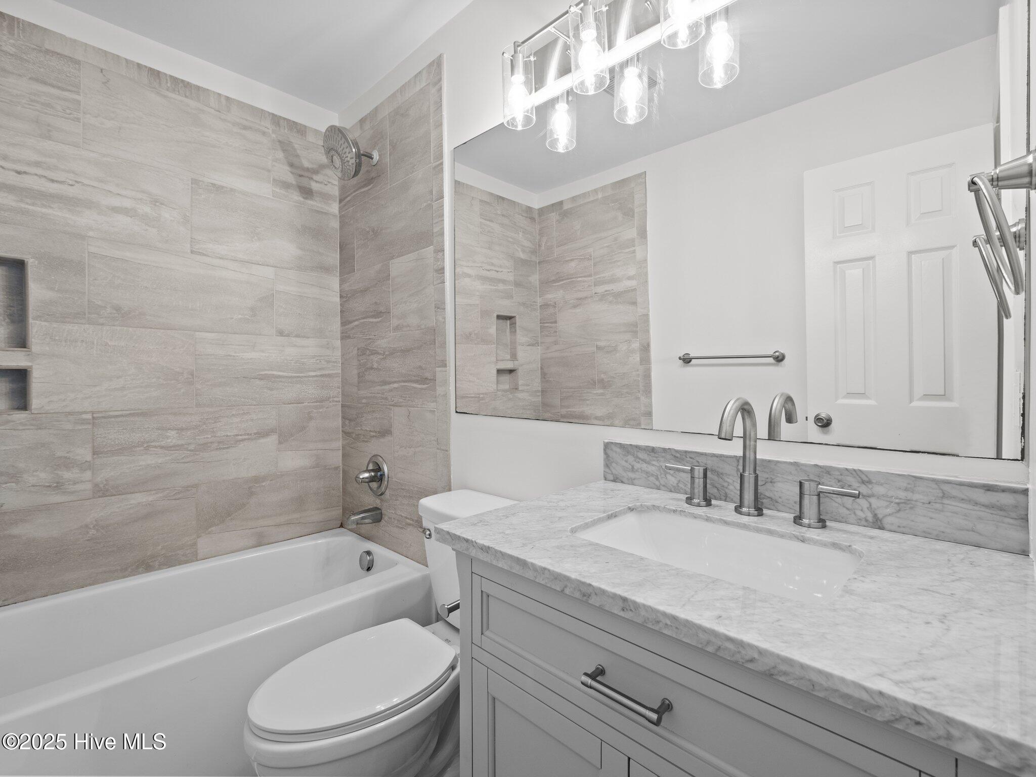 650 Cedar Point Boulevard, Unit D13 Cedar Point, NC 28584 - Photo 12 of 53 20-web-or-mls-P5091895