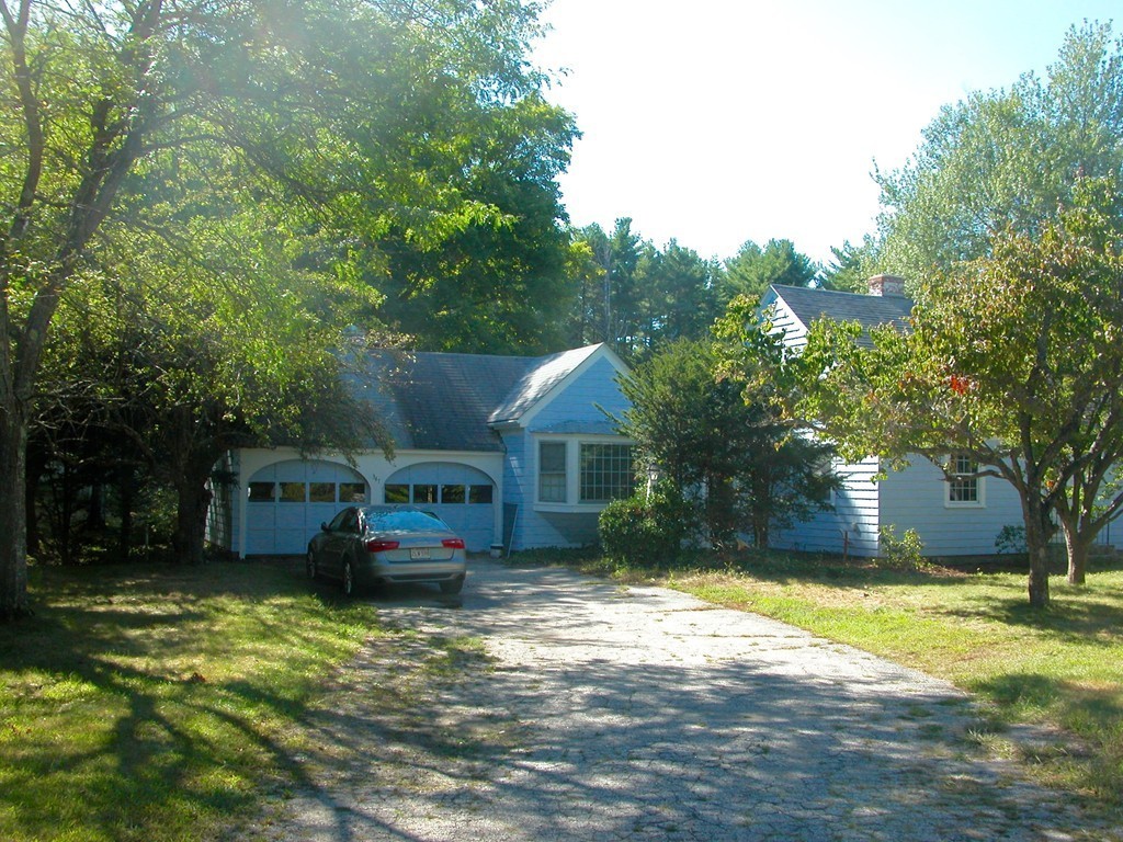 347 Northfield Road Lunenburg, MA 01462 - Photo 2 of 8 Gallery Image 2