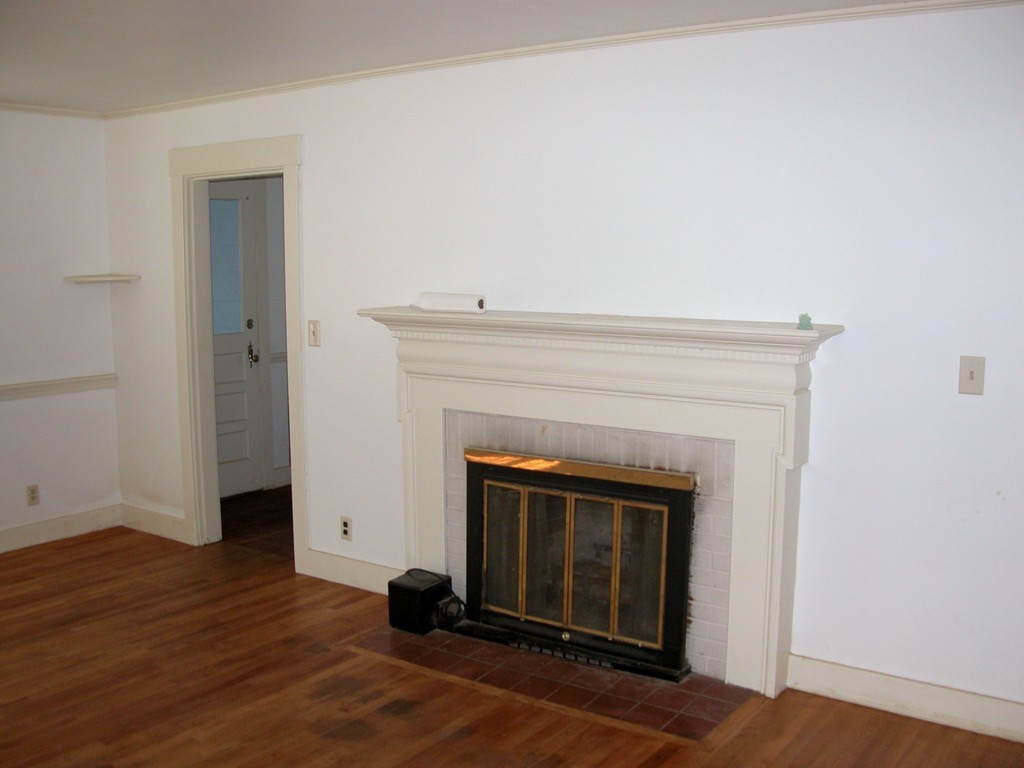347 Northfield Road Lunenburg, MA 01462 - Photo 5 of 8 Gallery Image 5