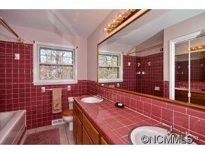 10 Sedgefield Road Candler, NC 28715 - Photo 16 of 19 Gallery Image 16