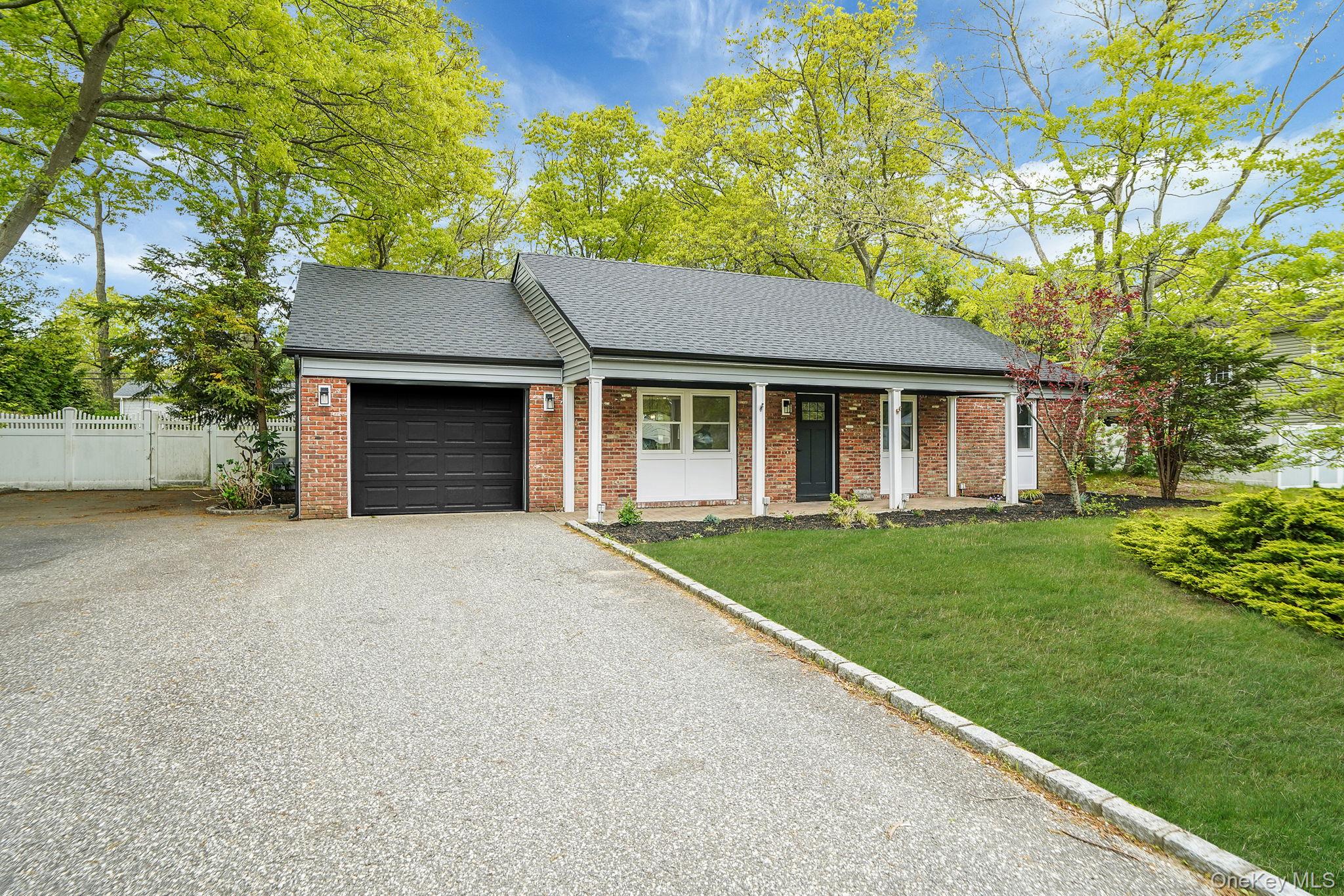 41 Winside Lane Coram, NY 11727 - Photo 1 of 33