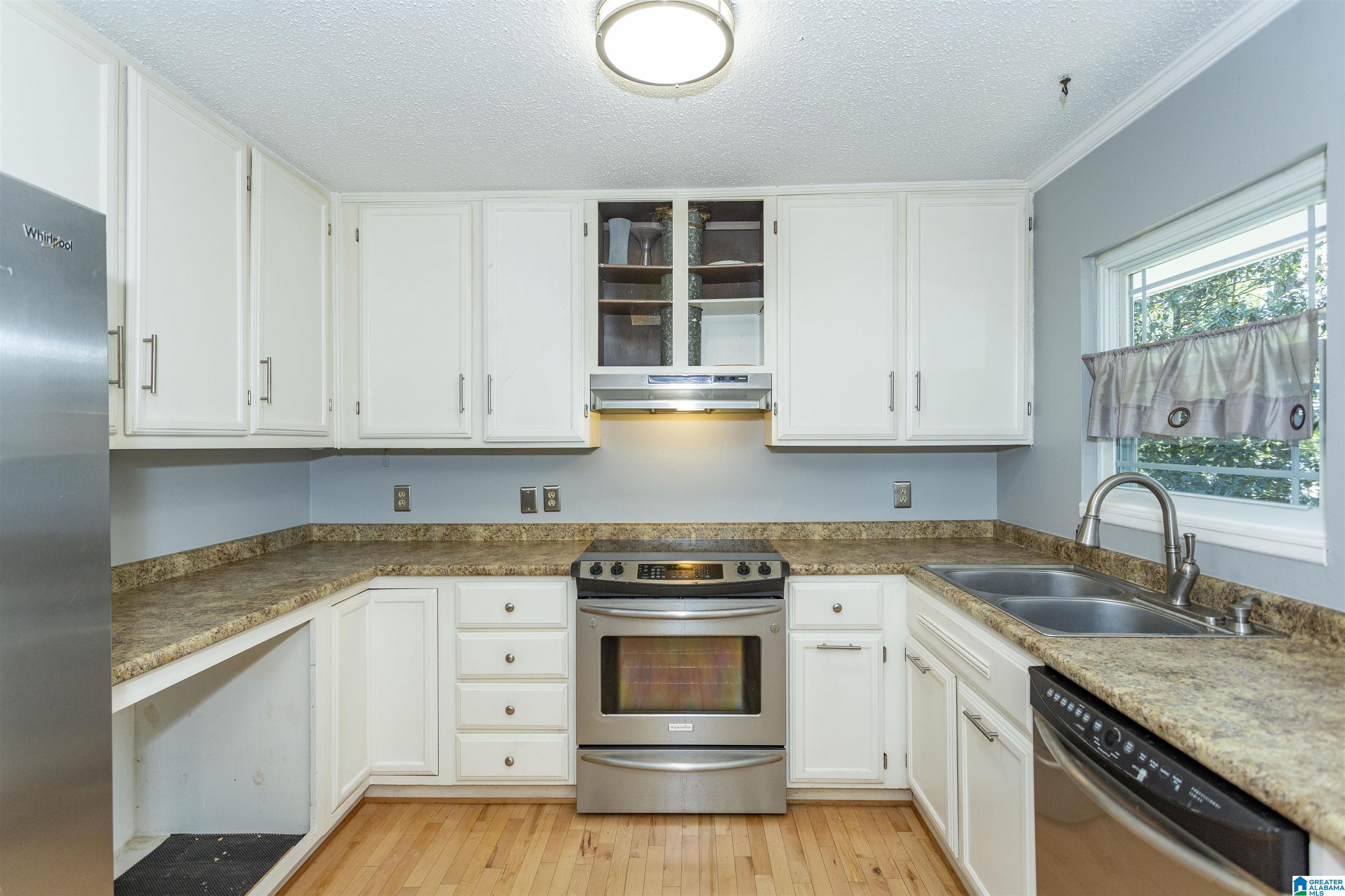 4914 Indian Valley Road Birmingham, AL 35244 - Photo 12 of 52