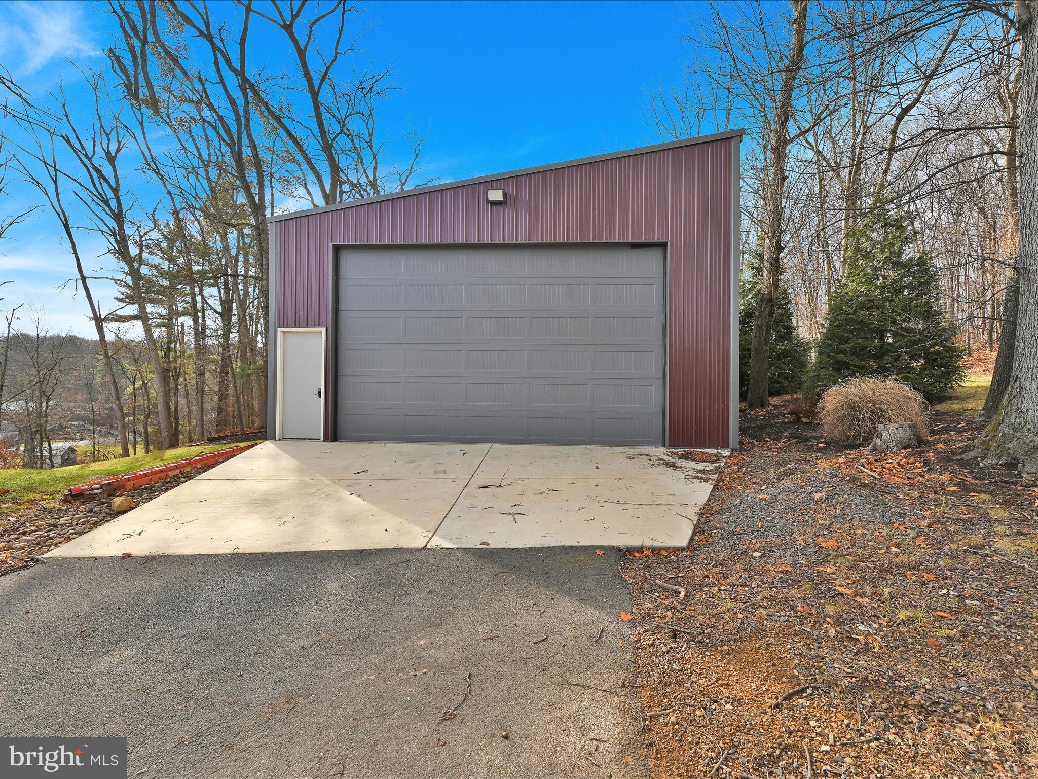 306 Hetzels Church Road Pine Grove, PA 17963 - Photo 38 of 64 Detached Garage