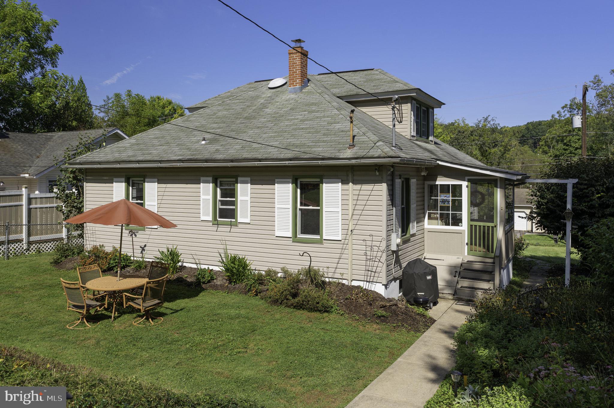 1658 Valley Road Coatesville, PA 19320 - Photo 21 of 25 Rear View