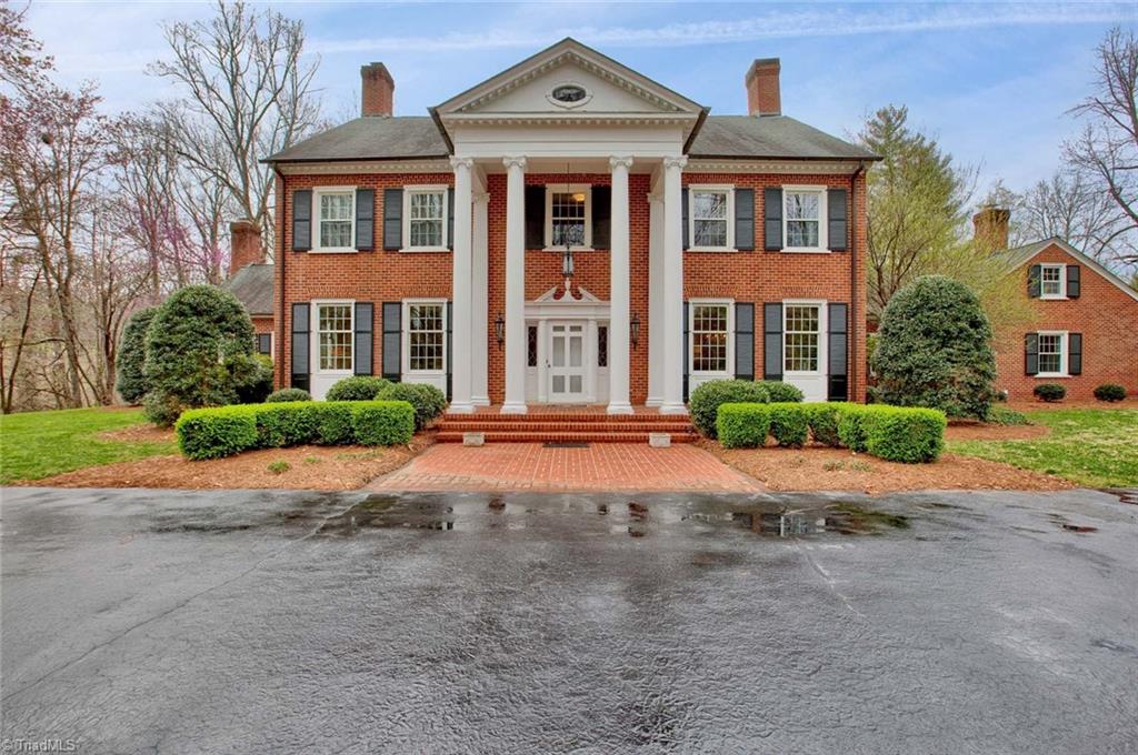 301 Shadow Valley Road High Point, NC 27262 - Photo 3 of 29 Gallery Image 3