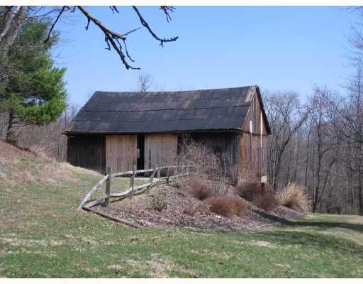 72 Johns Hill Road Washington, PA 15301 - Photo 14 of 18 Stable/Barn.