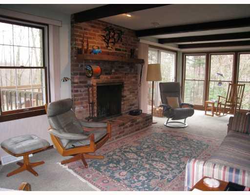 72 Johns Hill Road Washington, PA 15301 - Photo 8 of 18 Den/Family/Great Room.