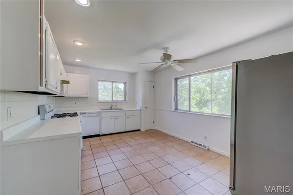 $2,500 | 1219 Blairshire Drive, Ballwin, MO 63011