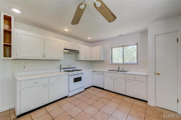 $2,500 | 1219 Blairshire Drive, Ballwin, MO 63011